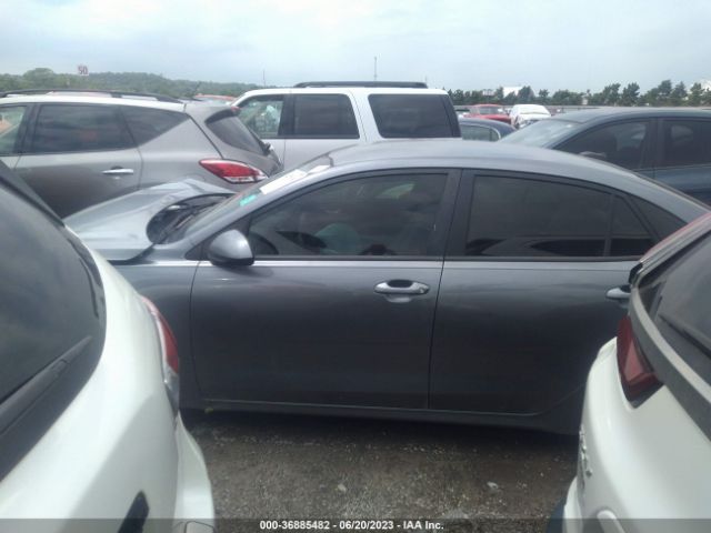 3KPA24AB3KE243060 KIA RIO S