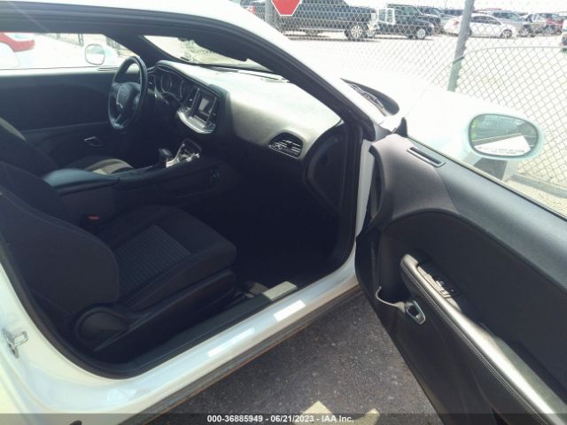 2C3CDZAG1MH630715 Dodge Challenger Sxt