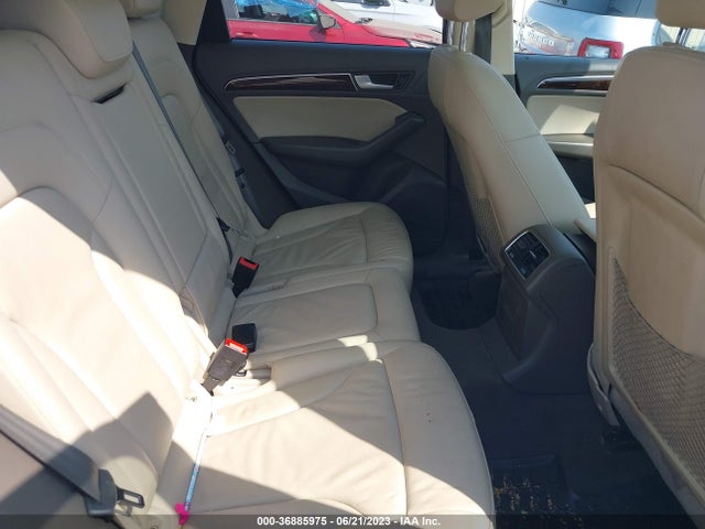 WA1DGAFP9FA124482 Audi Q5 Premium Plus