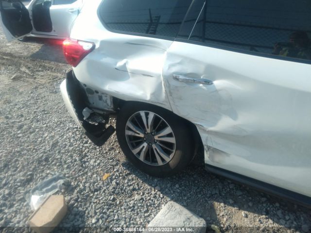 5N1DR2MN2HC619813 Nissan Pathfinder Sv