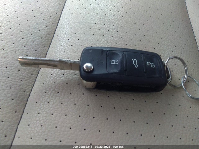 WVGAV7AX0GW591427 Volkswagen TIGUAN S