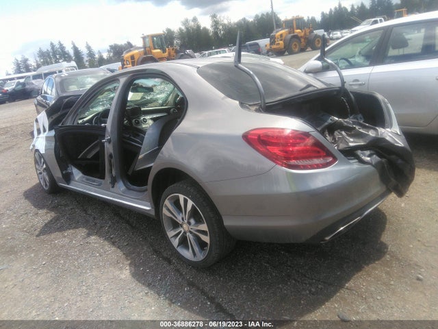 55SWF4JB8FU070676 Mercedes-Benz C-class C 300