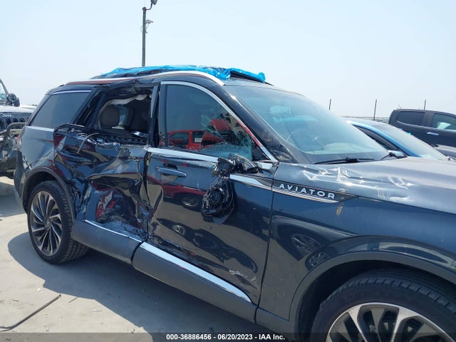 2023 Lincoln Aviator, VIN: 5LM5J7XC2PGL10348