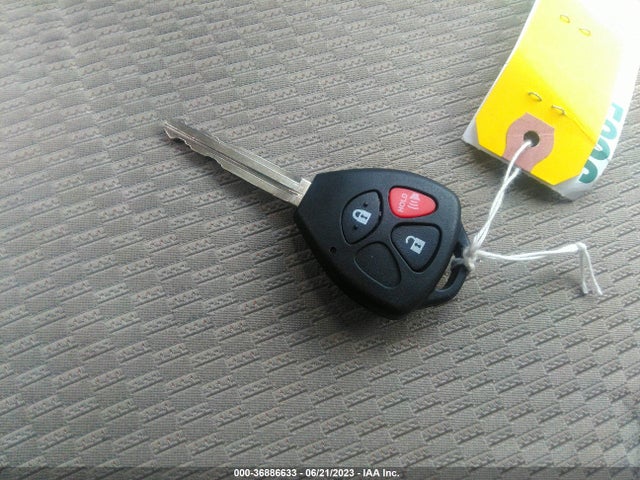 2006 TOYOTA RAV4 LIMITED VIN: JTMBK31V065008173
