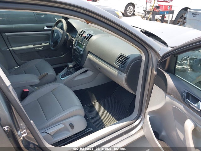 2009 VOLKSWAGEN JETTA SEDAN SE VIN: 3VWRM71K49M096078