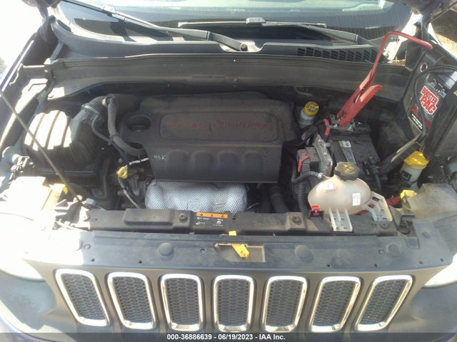 ZACCJABB8JPH13139 Jeep Renegade Latitude