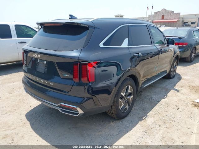 KNDRGDLG2N5113400 KIA Sorento Hybrid S