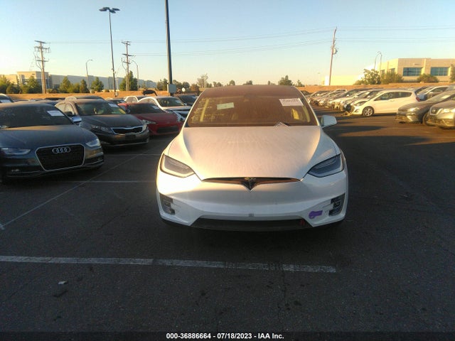 Tesla Model X 75d/100d/p100d 2018 5YJXCBE22JF121286 Image 4