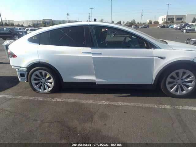Tesla Model X 75d/100d/p100d 2018 5YJXCBE22JF121286 Image 5
