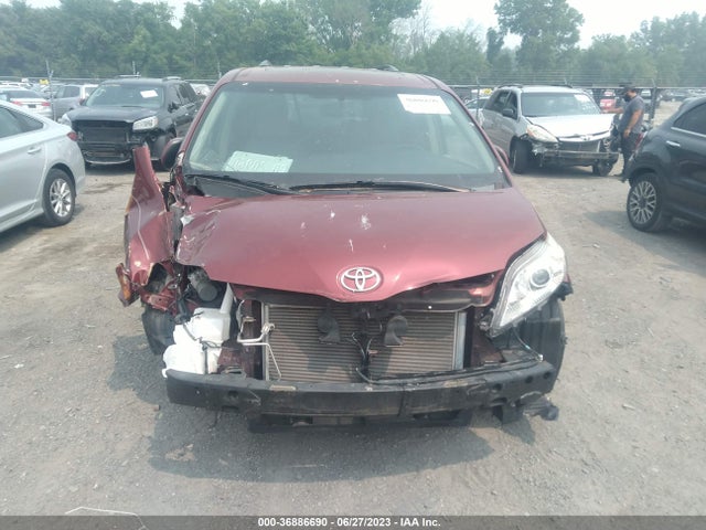 Toyota Sienna Xle/xle Aas/ltd 2015 5TDYK3DC1FS636211 Image 12