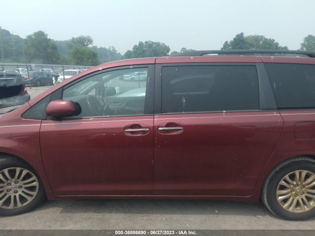 Toyota Sienna Xle/xle Aas/ltd 2015 5TDYK3DC1FS636211 Image 14