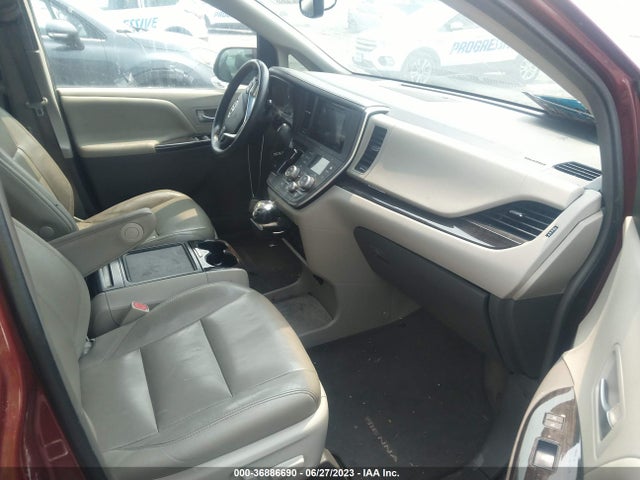 Toyota Sienna Xle/xle Aas/ltd 2015 5TDYK3DC1FS636211 Image 5