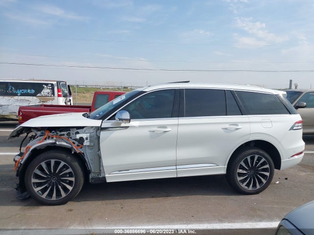 5LMYJ9YY6NNL02281 Lincoln Aviator Black Label Grand Touring