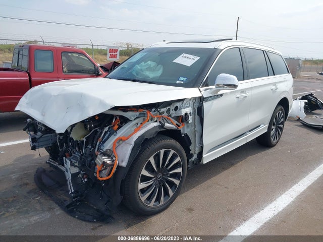 5LMYJ9YY6NNL02281 Lincoln Aviator Black Label Grand Touring