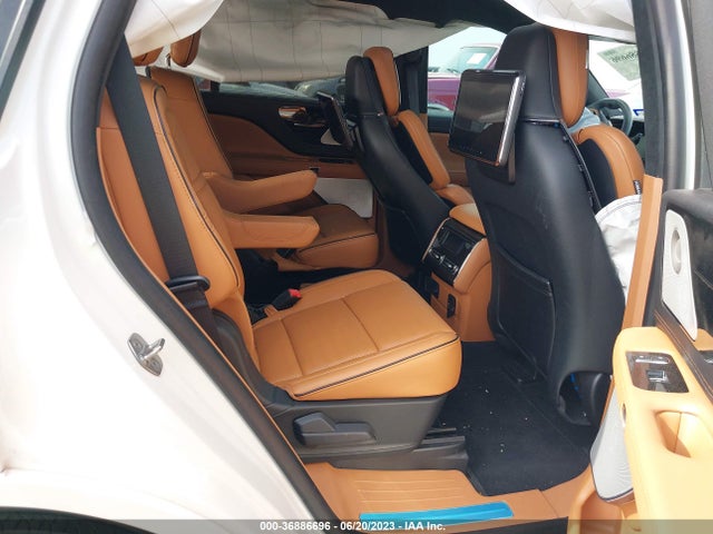5LMYJ9YY6NNL02281 Lincoln Aviator Black Label Grand Touring