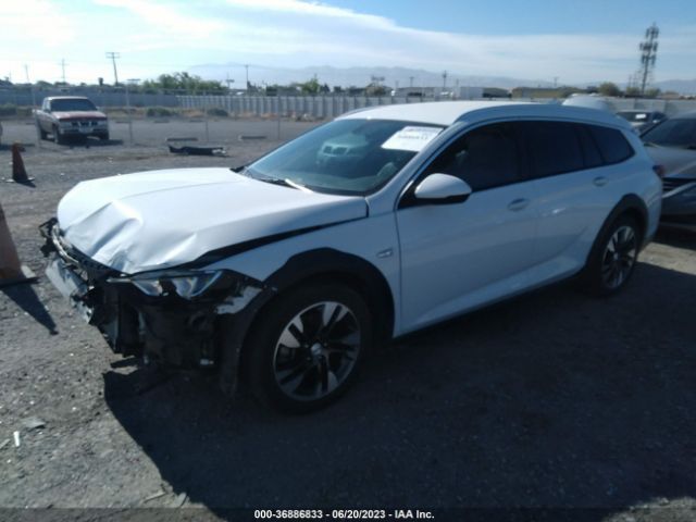 W04GU8SX8J1113566 Buick Regal Tourx Preferred