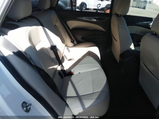 W04GU8SX8J1113566 Buick Regal Tourx Preferred
