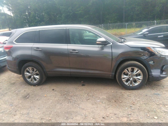 2018 TOYOTA HIGHLANDER LE VIN: 5TDZARFH0JS036193