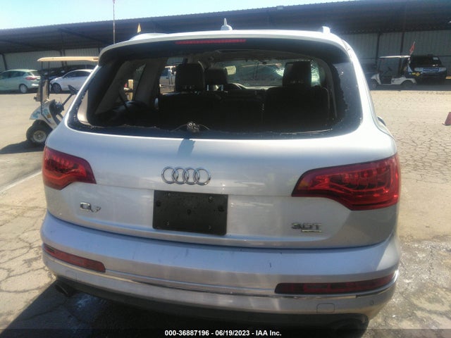 Audi Q7 3.0t Premium 2015 WA1CGAFE6FD014790 Image 17
