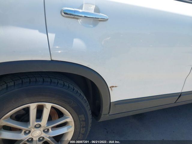 5XYKT3A68FG580394 KIA SORENTO LX