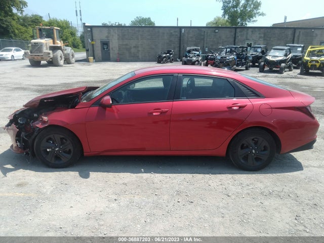 2021 HYUNDAI ELANTRA SEL VIN: 5NPLM4AG3MH035922