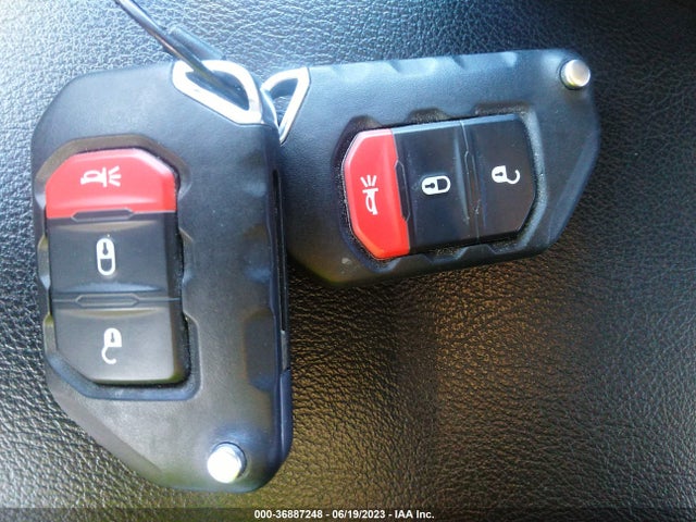 2023 Jeep Gladiator, VIN: 1C6HJTAG4PL523910