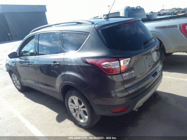 1FMCU9GD8JUB73365 Ford ESCAPE SE