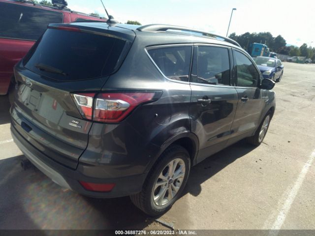 1FMCU9GD8JUB73365 Ford ESCAPE SE