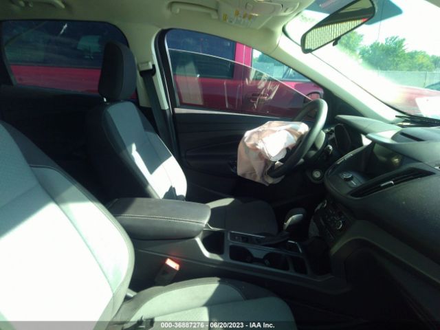 1FMCU9GD8JUB73365 Ford ESCAPE SE