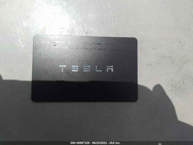7SAYGDEF9NF382334 Tesla Model Y Performance