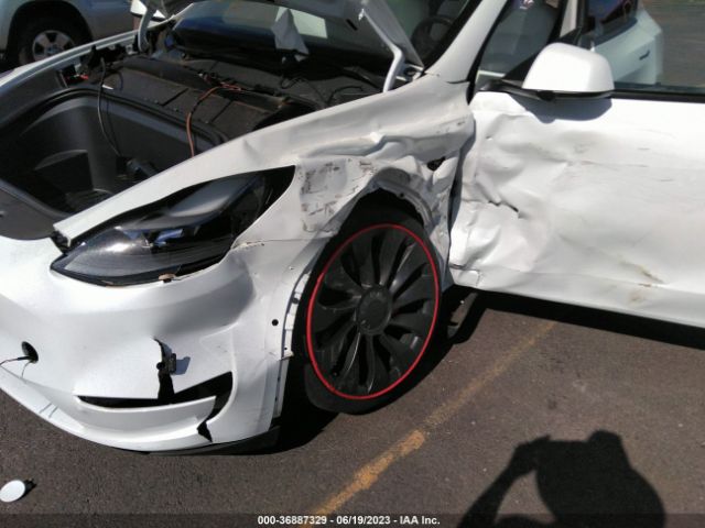 7SAYGDEF9NF382334 Tesla Model Y Performance