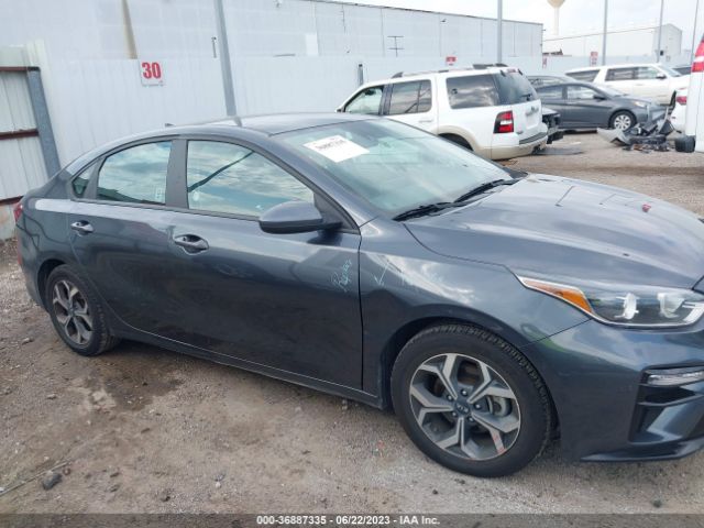 3KPF24AD4ME352248 KIA Forte Lxs