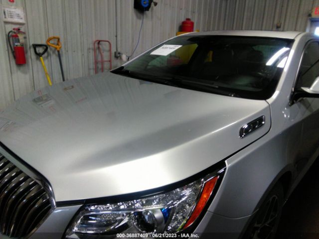 1G4G45G32GF187471 Buick Lacrosse Sport Touring