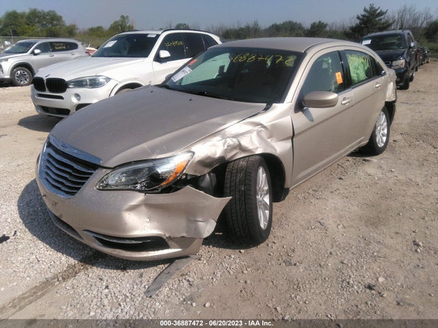 1C3CCBBB0EN150686 Chrysler 200 Touring