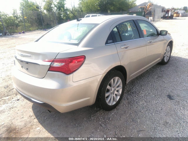 1C3CCBBB0EN150686 Chrysler 200 Touring
