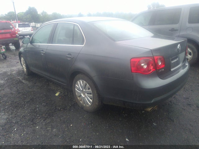 2005 VOLKSWAGEN JETTA SEDAN A5 2.5L VIN: 3VWRG71K05M600997
