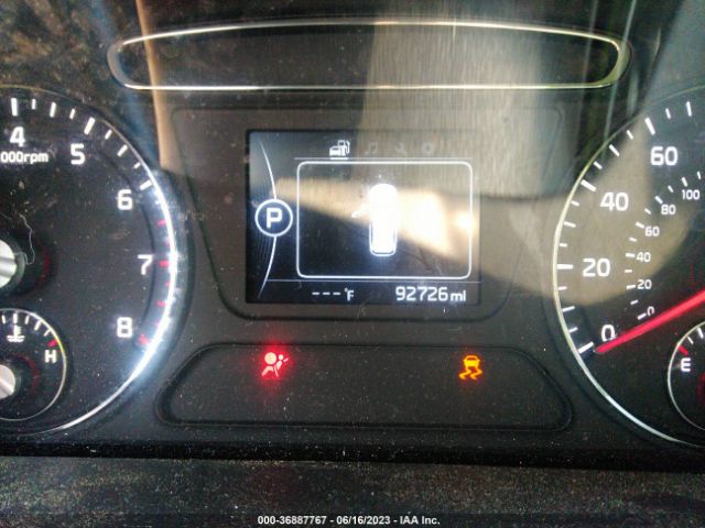 5XYPG4A59GG113820 KIA SORENTO LX