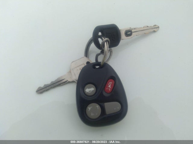 1999 BUICK CENTURY CUSTOM VIN: 2G4WS52M9X1537557