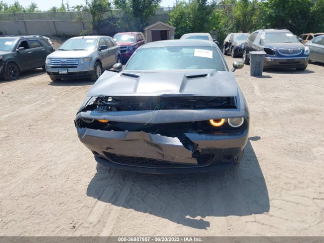 2C3CDZGG5KH684667 Dodge Challenger Sxt