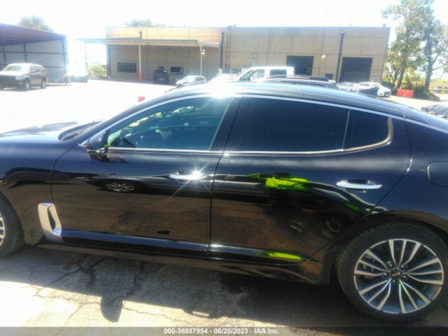 KNAE25LA9J6012368 KIA Stinger Premium