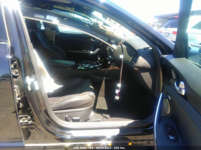 KNAE25LA9J6012368 KIA Stinger Premium