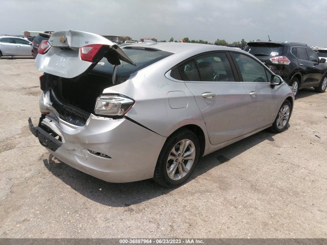 Chevrolet CRUZE LT 2019 1G1BE5SM8K7116377 Image 4