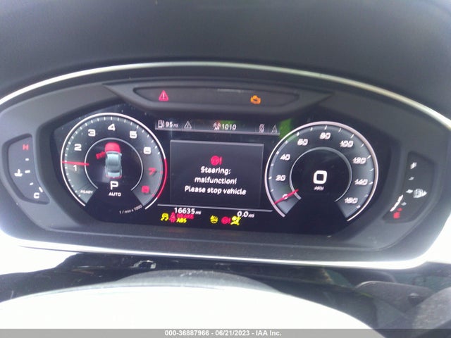 2021 Audi A8, VIN: WAU8DAF89MN028184