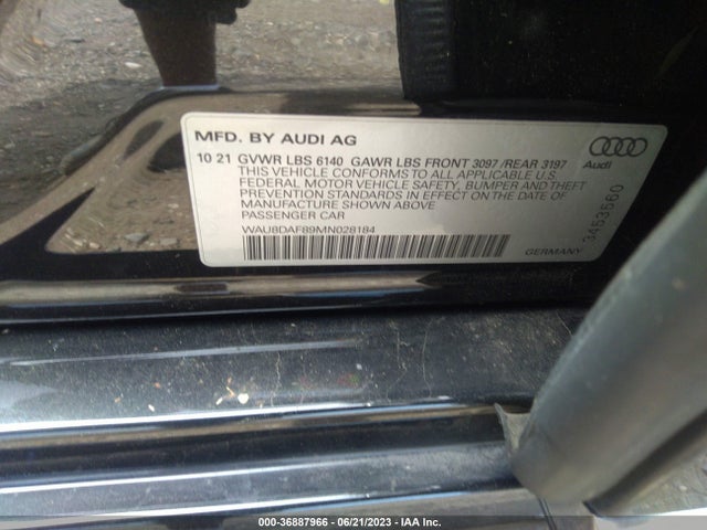 2021 Audi A8, VIN: WAU8DAF89MN028184