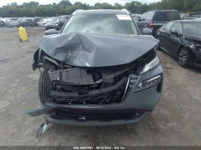5N1AT3CA1MC692867 Nissan Rogue Sl