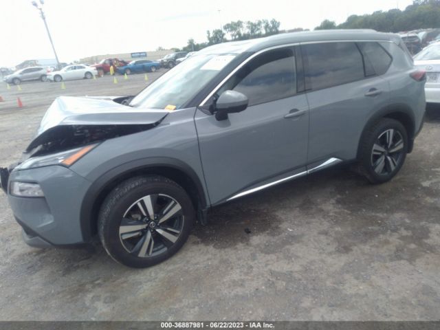 5N1AT3CA1MC692867 Nissan Rogue Sl