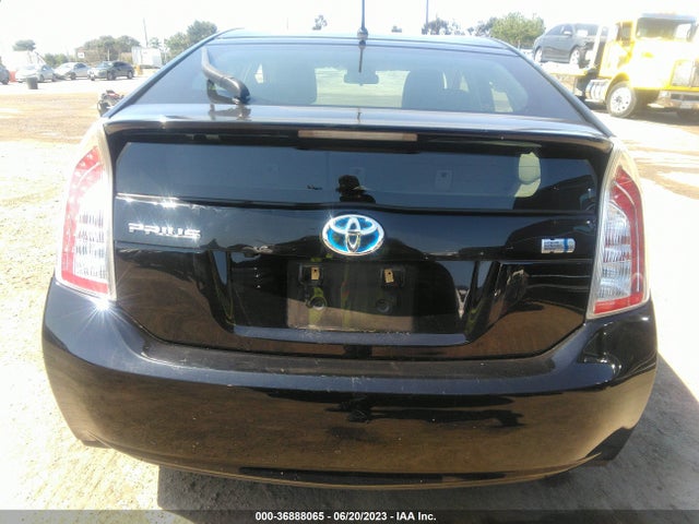 Toyota Prius Four 2015 JTDKN3DUXF0436503 Image 8