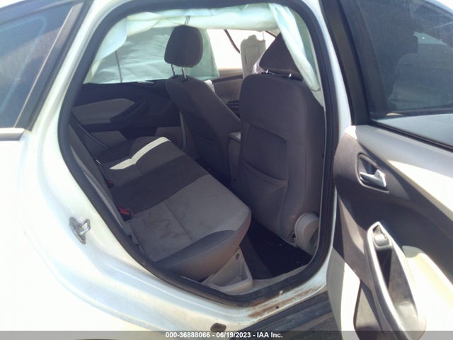 Ford FOCUS SE 2014 1FADP3F2XEL294431 Image 8