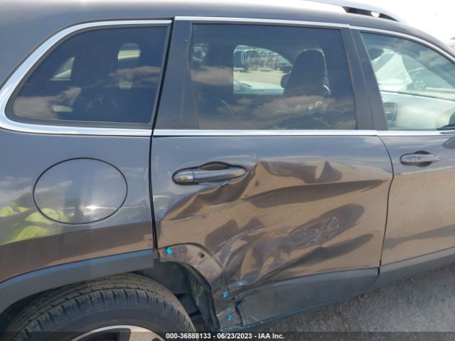 1C4PJLDB3KD332597 Jeep Cherokee Limited