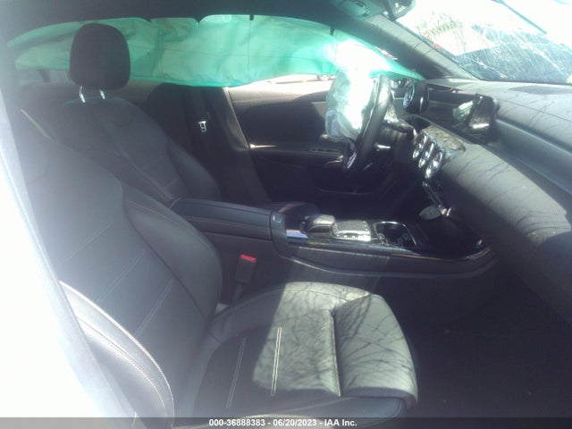 WDD3G4EB0KW017817 Mercedes-Benz A-class A 220